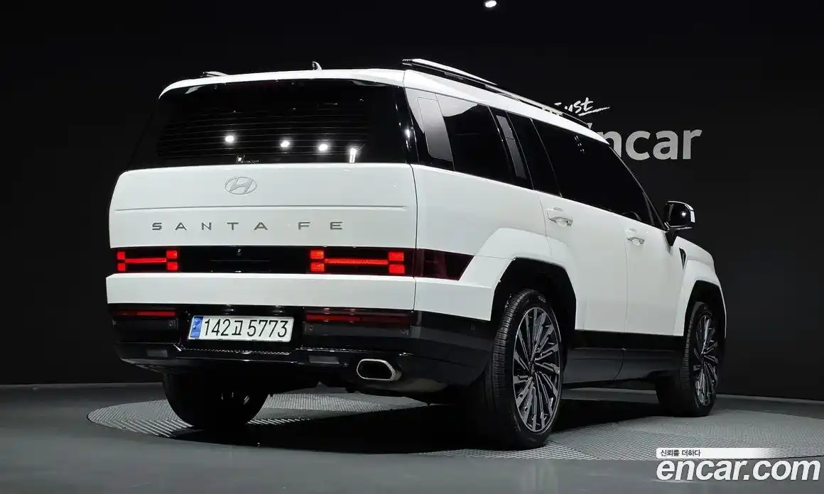 Hyundai Santa Fe 2024 2.5 Автомат в Москве № 110635, фото 6