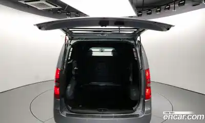 Hyundai Starex, 2021