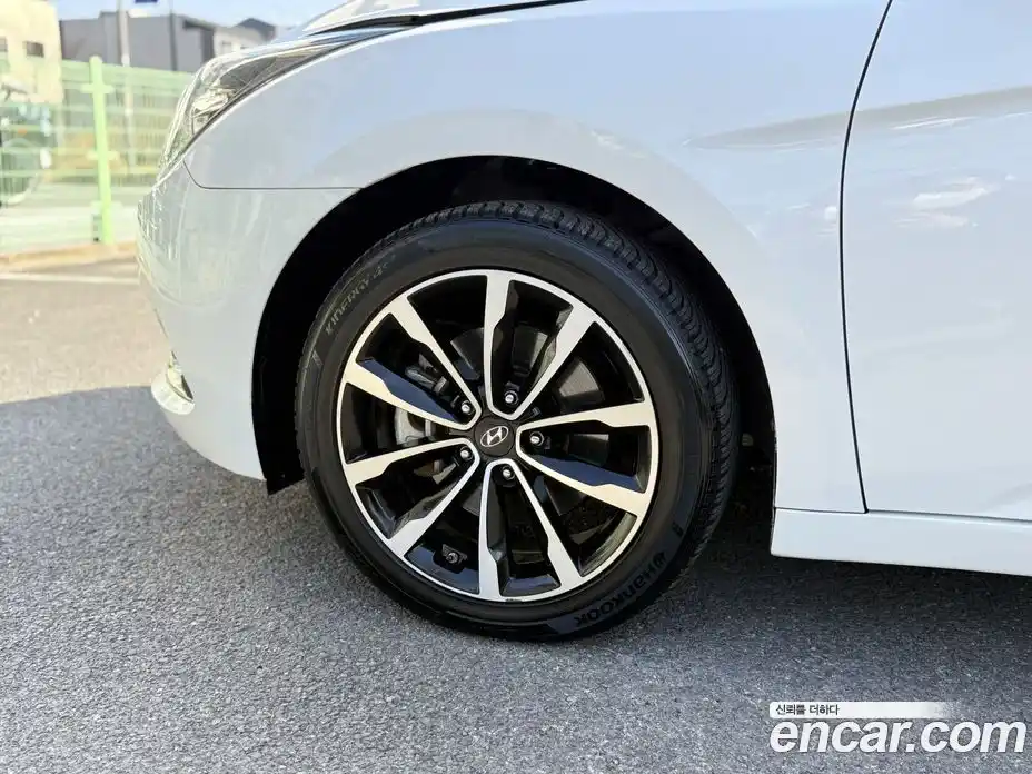 Hyundai i40 2016 2.0 Автомат в Москве № 113040, фото 5