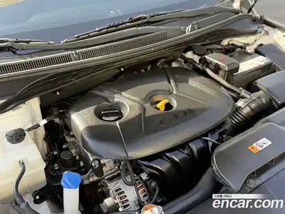 Hyundai i40 2016 2.0 Автомат в Москве № 113040, миниатюра 6