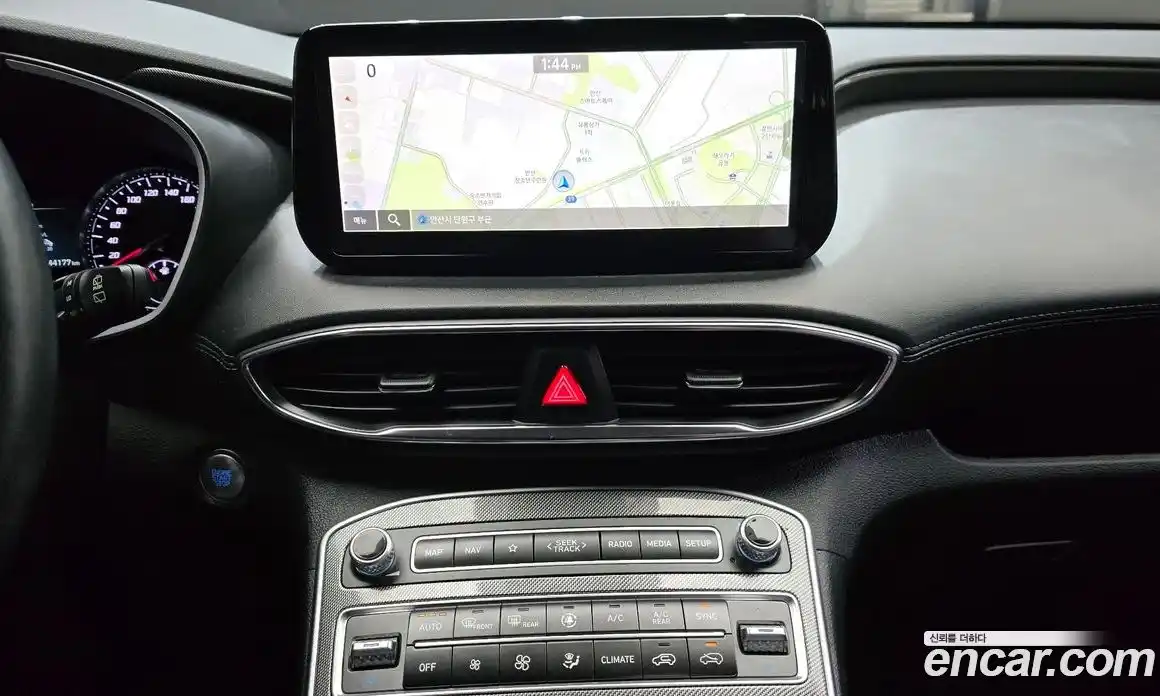 Hyundai Santa Fe 2022 2.5 Автомат в Москве № 113162, фото 16