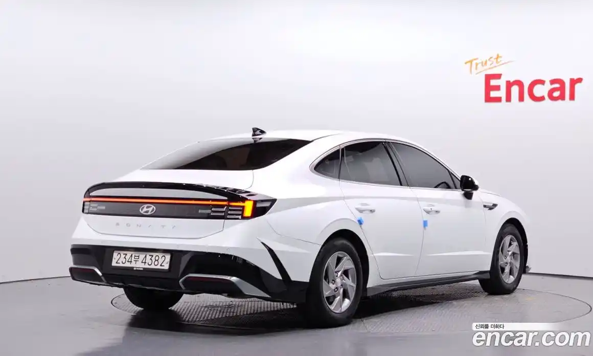 Hyundai Sonata 2024 2.0 Автомат в Москве № 114060, фото 4