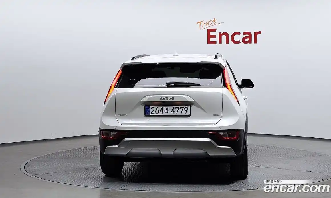 Kia Niro 2025 1.6 Автомат в Москве № 114533, фото 4