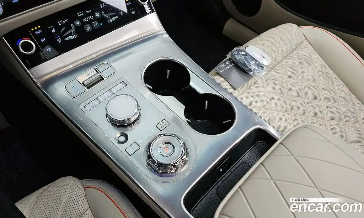 Genesis GV70 2025 2.5 Автомат в Москве № 115780, фото 9