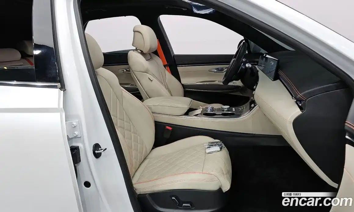 Genesis GV70 2025 2.5 Автомат в Москве № 115780, фото 10