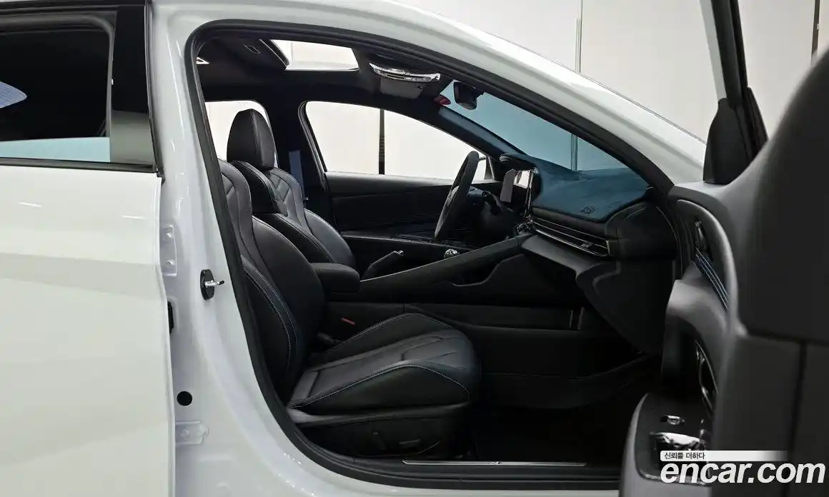 Hyundai Avante 2025 2.0 Механическая в Москве № 119409, фото 10