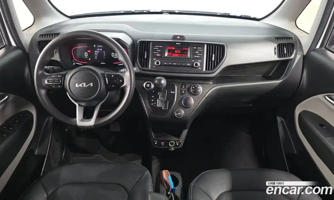 Kia Ray 2023 1.0 Автомат в Москве № 120708, фото 12