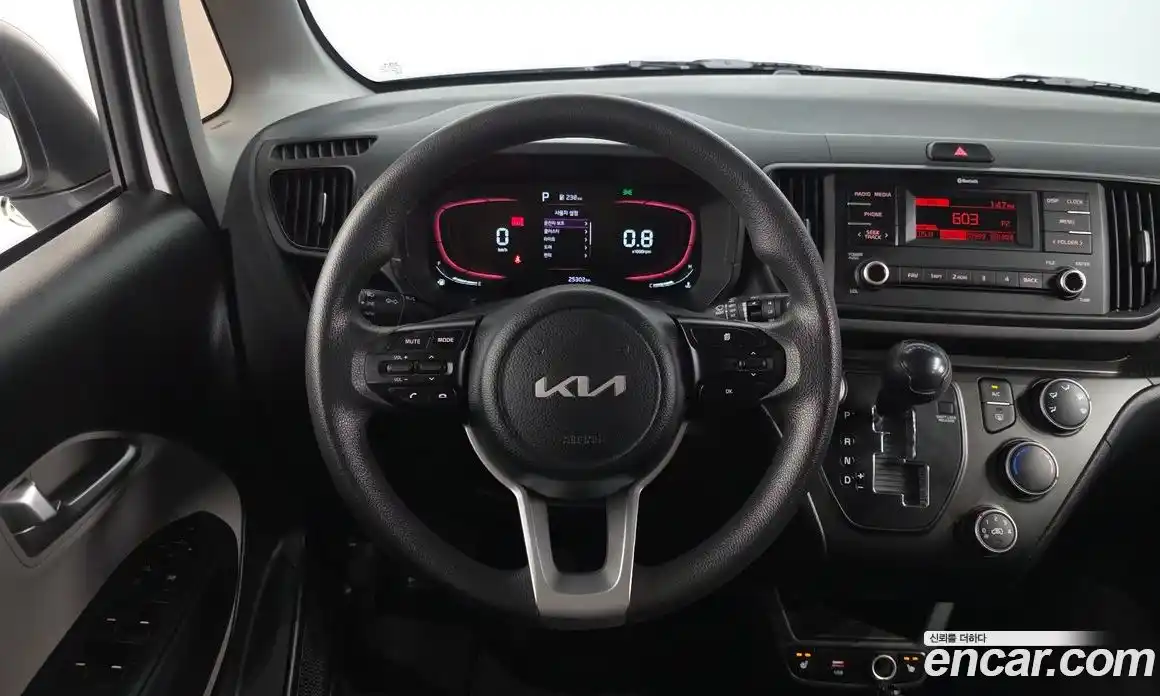 Kia Ray 2023 1.0 Автомат в Москве № 120708, фото 18