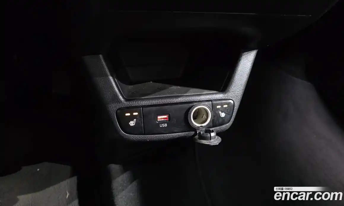 Kia Ray 2023 1.0 Автомат в Москве № 120708, фото 8