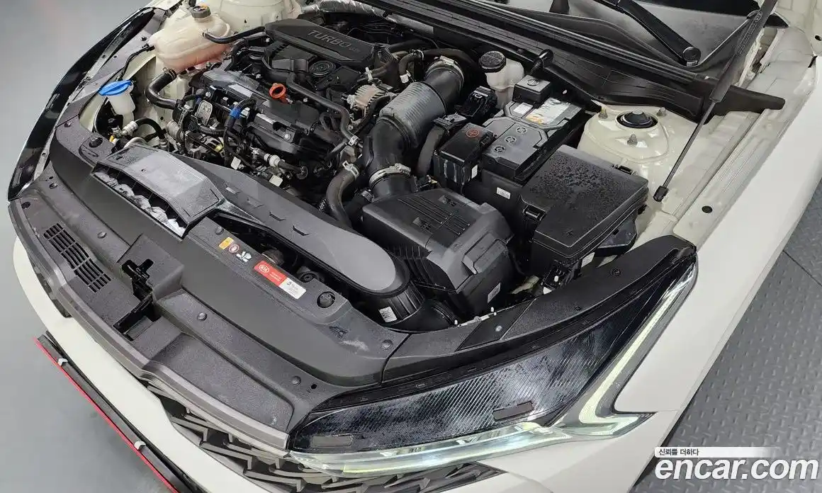 Kia K5 2021 1.6 Автомат в Москве № 122115, фото 6