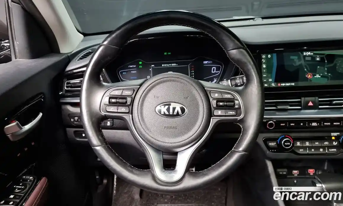 Kia Niro 2020 1.6 Автомат в Москве № 122221, фото 3