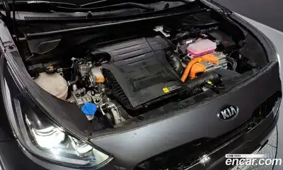 Kia Niro 2020 1.6 Автомат в Москве № 122221, миниатюра 6