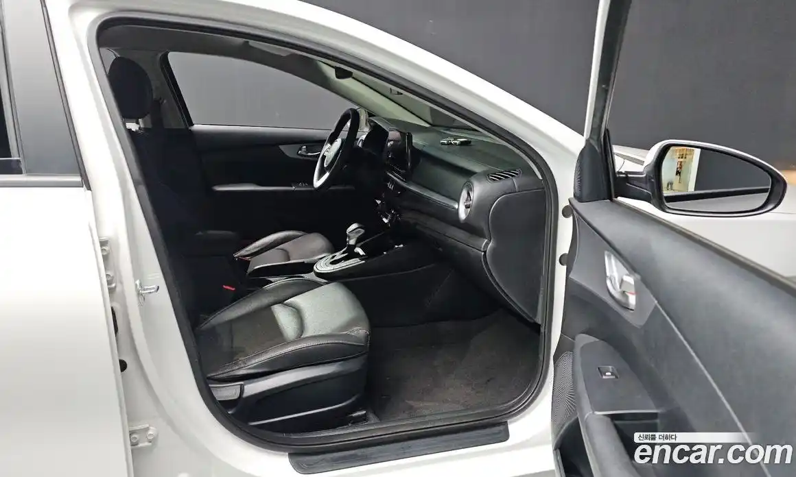 Kia K3 2022 1.6 Автомат в Москве № 124321, фото 6