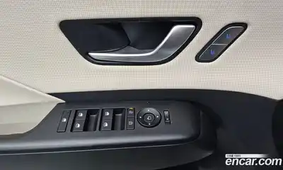 Hyundai Kona 2025 1.6 Автомат в Москве № 130140, миниатюра 4