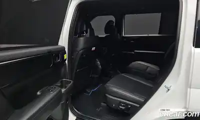 Hyundai Santa Fe 2024 2.5 Автомат в Москве № 130390, миниатюра 9