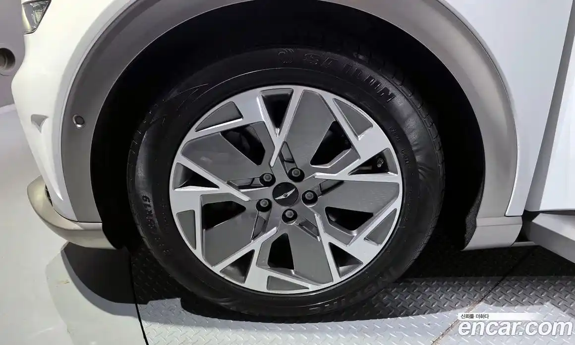 Genesis GV60 2022 0.1 Автомат в Москве № 13082, фото 4