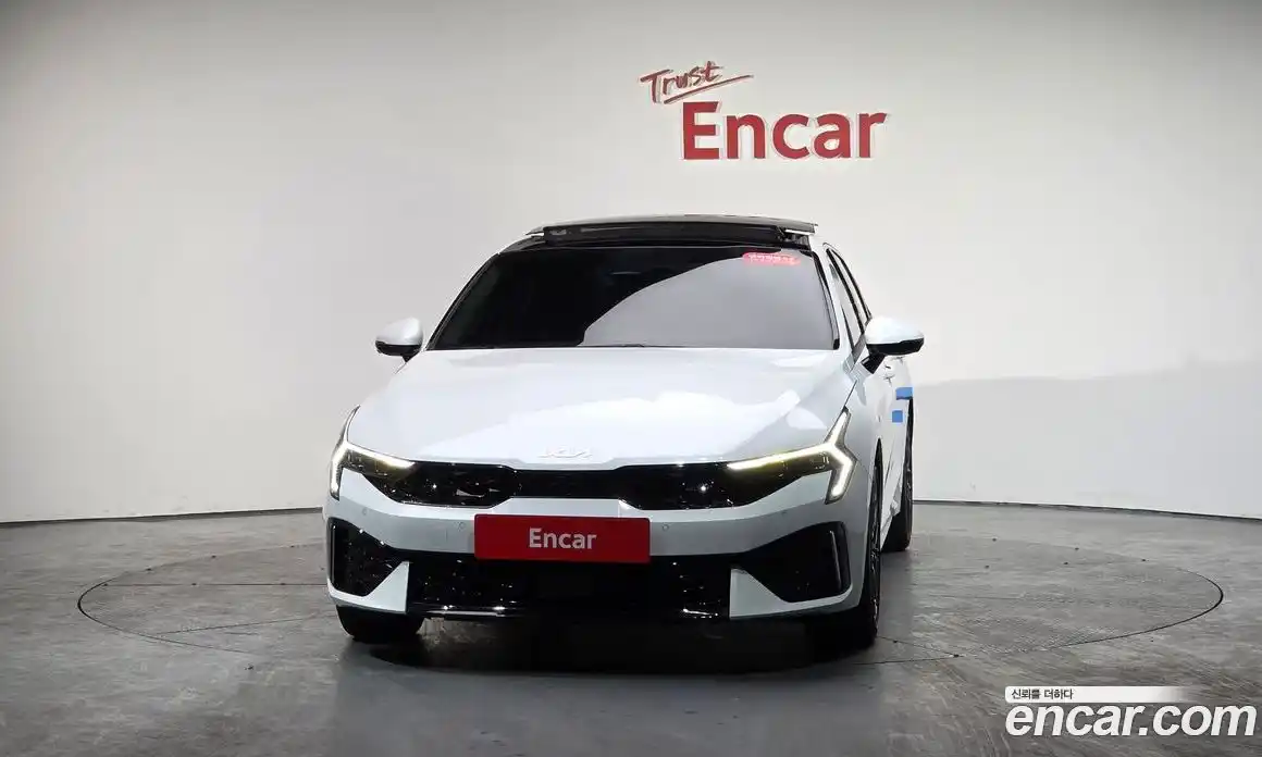 Kia K5 2024 1.6 Автомат в Москве № 131674, фото 1