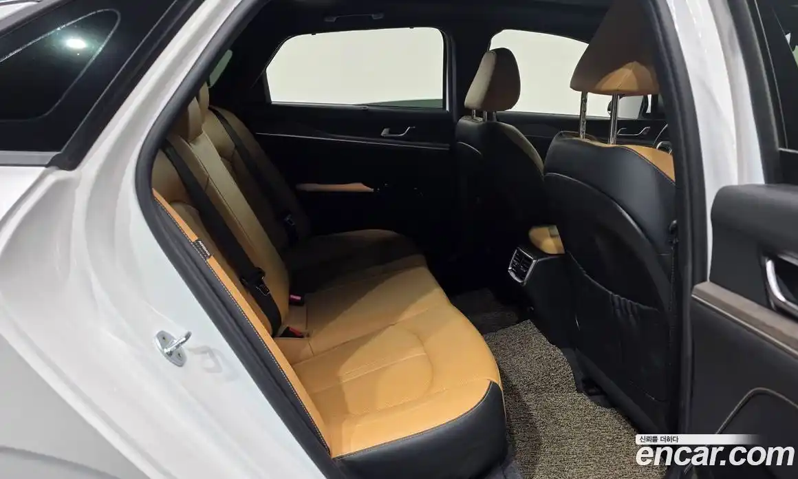 Kia K5 2023 2.0 Автомат в Москве № 132666, фото 17