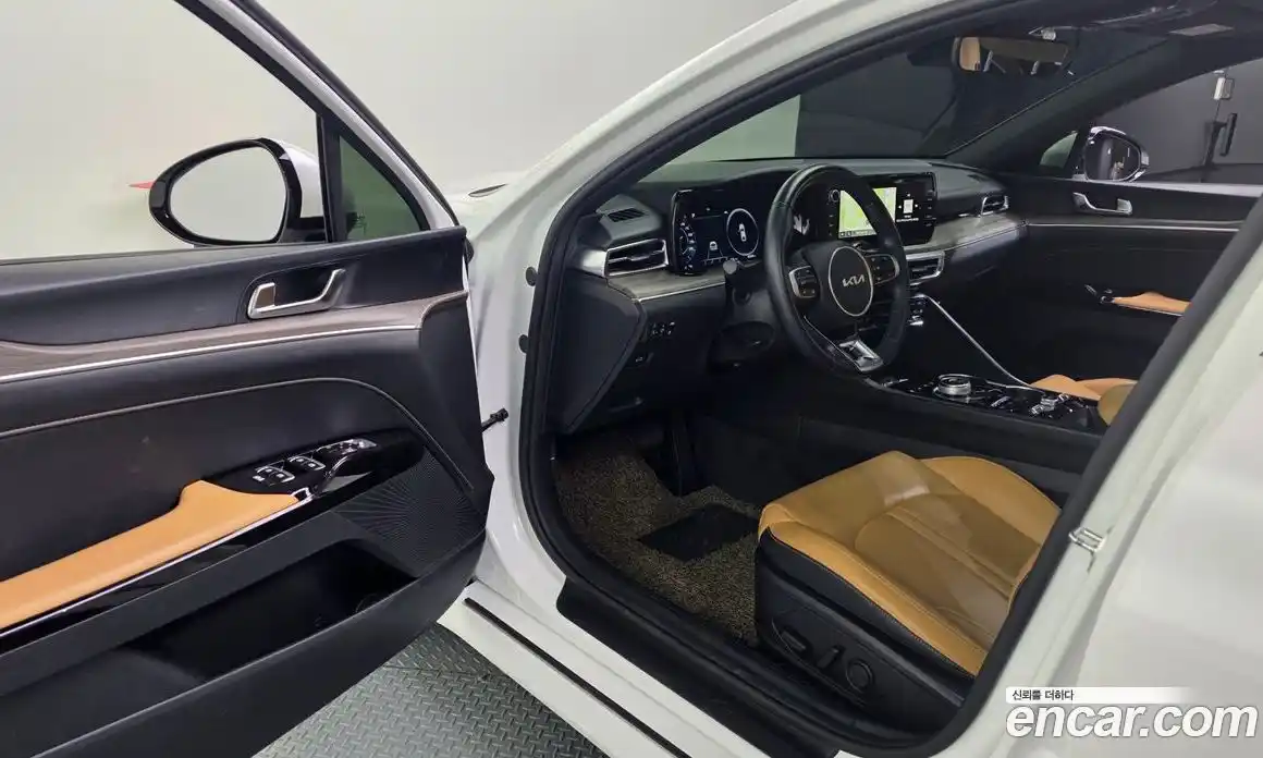 Kia K5 2023 2.0 Автомат в Москве № 132666, фото 19