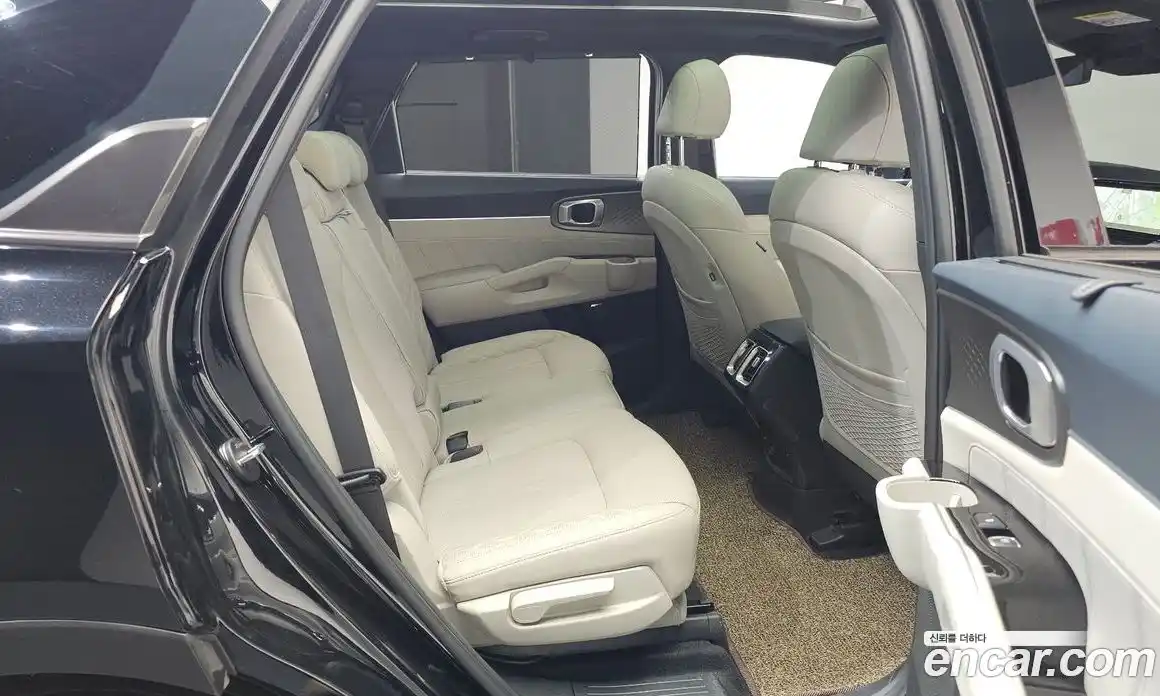 Kia Sorento 2023 1.6 Автомат в Москве № 133467, фото 17