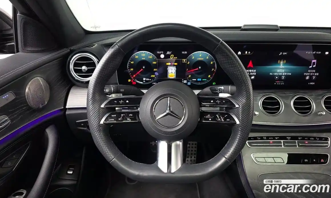 Mercedes-Benz E-Class 2023 2.0 Автомат в Москве № 139258, фото 12