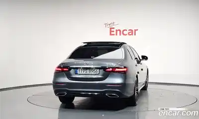 Mercedes-Benz E-Class 2023 2.0 Автомат в Москве № 139258, миниатюра 3