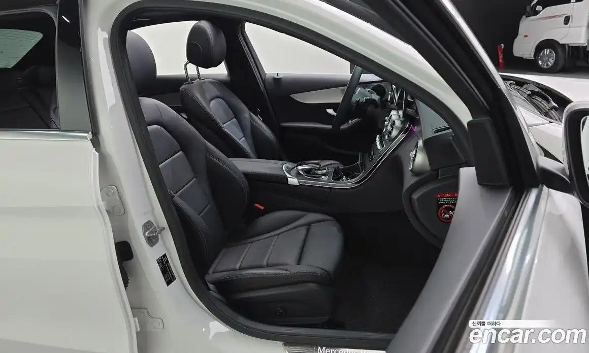 Mercedes-Benz C-Class 2021 2.0 Автомат в Москве № 139385, фото 17