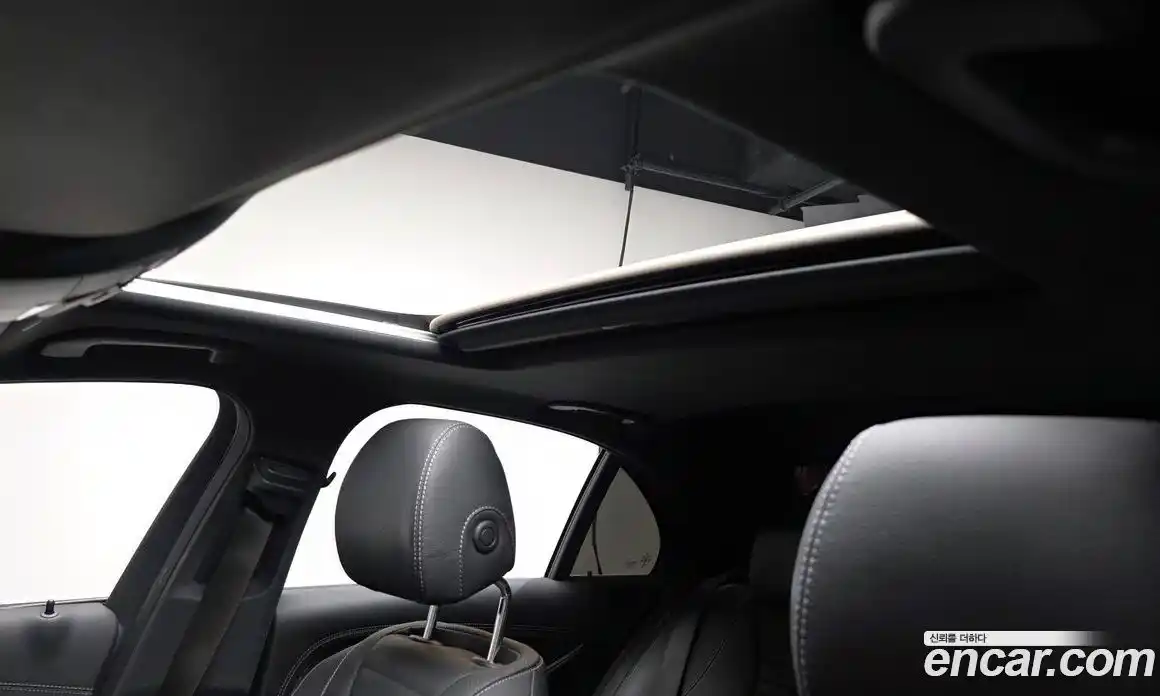 Mercedes-Benz E-Class 2021 2.0 Автомат в Москве № 139607, фото 11