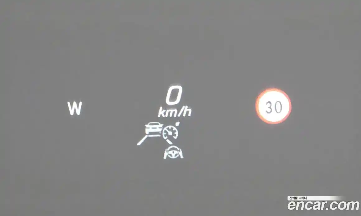 Mercedes-Benz E-Class 2021 2.0 Автомат в Москве № 139607, фото 19