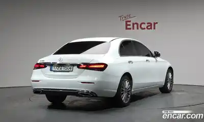 Mercedes-Benz E-Class 2021 2.0 Автомат в Москве № 139607, миниатюра 2