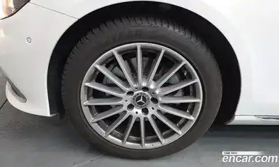 Mercedes-Benz E-Class 2021 2.0 Автомат в Москве № 139607, миниатюра 5