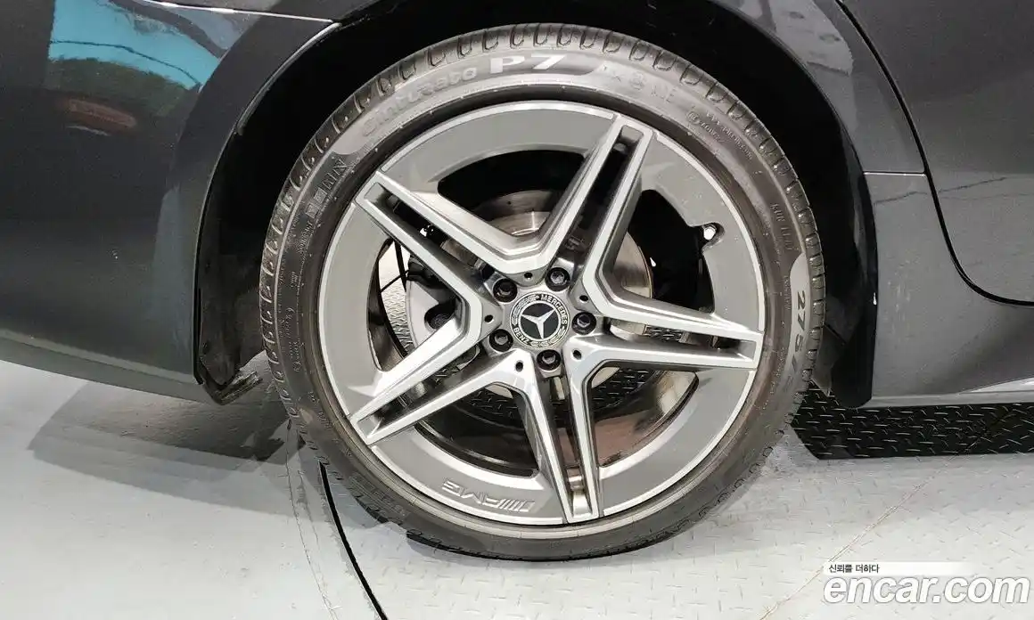 Mercedes-Benz CLS-Class 2023 2.0 Автомат в Москве № 141257, фото 19