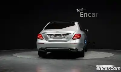 Mercedes-Benz E-Class 2019 2.0 Автомат в Москве № 142926, миниатюра 4