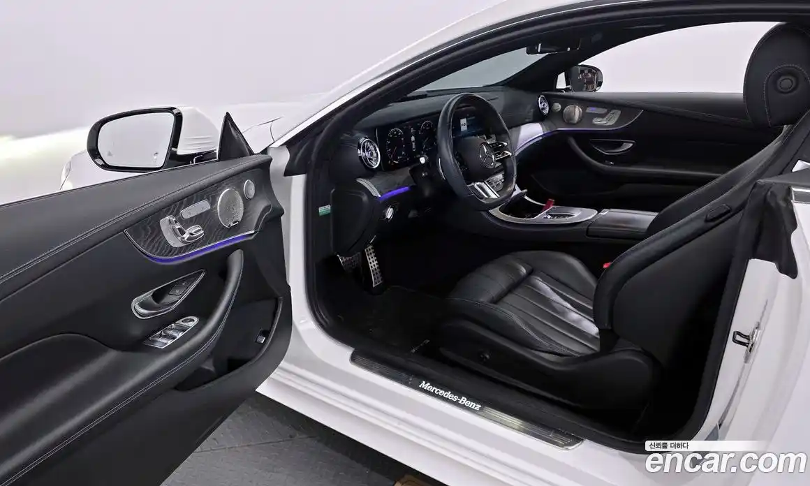 Mercedes-Benz E-Class 2022 3.0 Автомат в Москве № 143070, фото 15