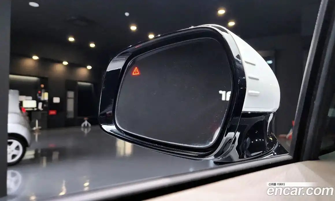 Kia Canival 2023 3.5 Автомат в Москве № 14388, фото 13