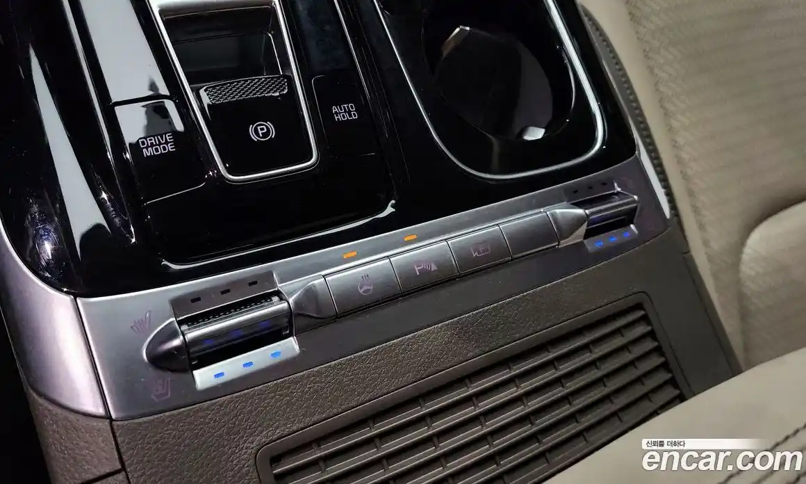 Kia Canival 2023 3.5 Автомат в Москве № 14388, фото 14