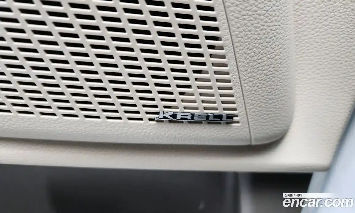 Kia Canival 2023 3.5 Автомат в Москве № 14388, фото 4