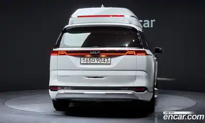 Kia Canival 2023 3.5 Автомат в Москве № 14388, миниатюра 6