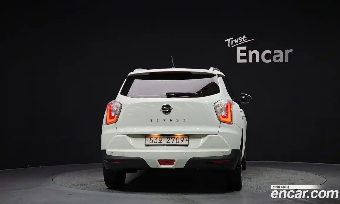 SsangYong TIBOLI 2017 1.6 Автомат в Москве № 146436, фото 11