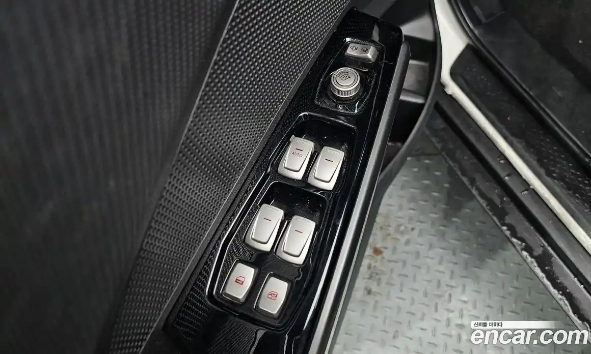 SsangYong TIBOLI 2017 1.6 Автомат в Москве № 146436, фото 7