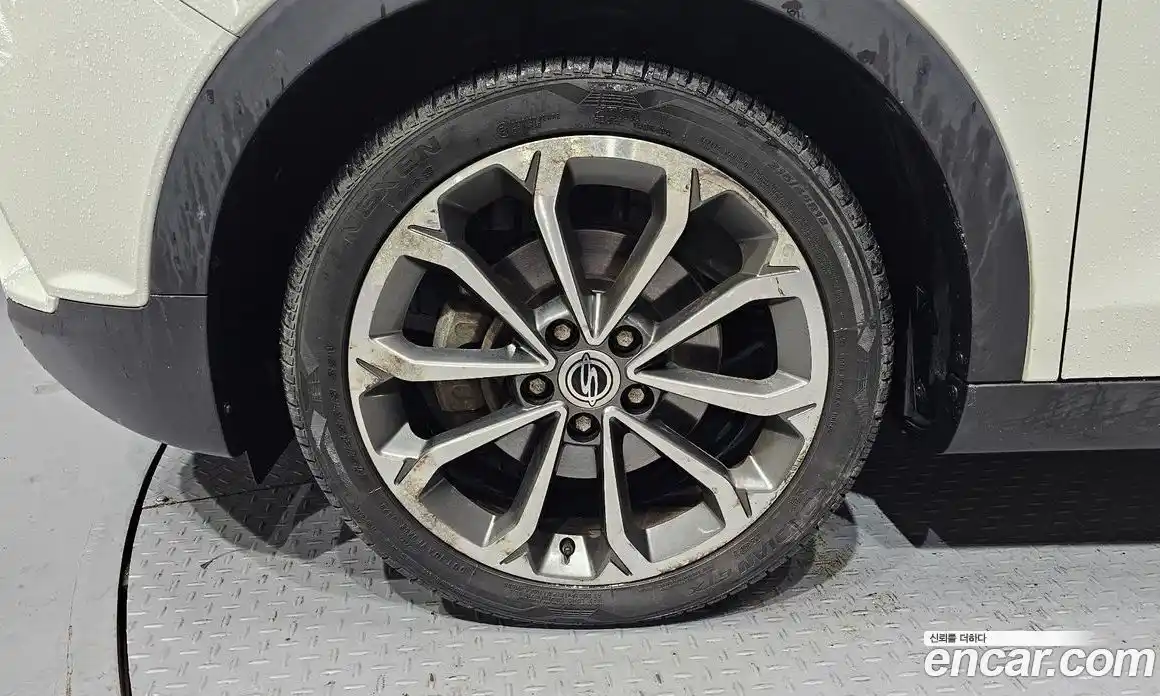 SsangYong TIBOLI 2017 1.6 Автомат в Москве № 146436, фото 10