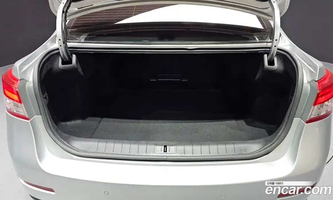 Renault SM5 2018 2.0 Автомат в Москве № 147684, фото 12