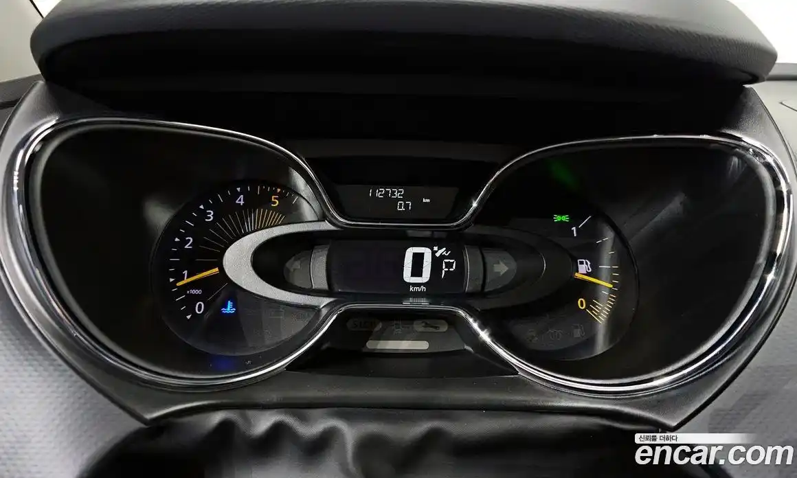 Renault QM3 2014 1.5 Автомат в Москве № 148272, фото 15