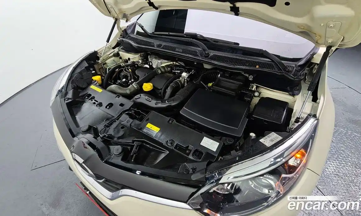 Renault QM3 2014 1.5 Автомат в Москве № 148272, фото 18