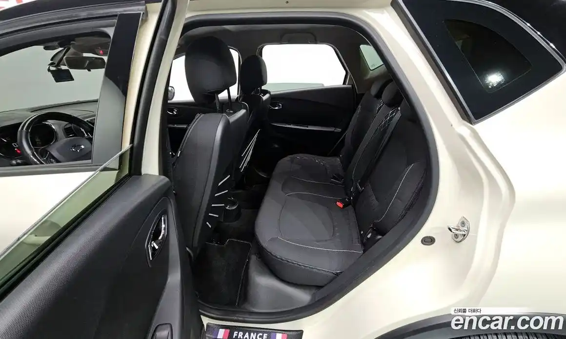 Renault QM3 2014 1.5 Автомат в Москве № 148272, фото 4