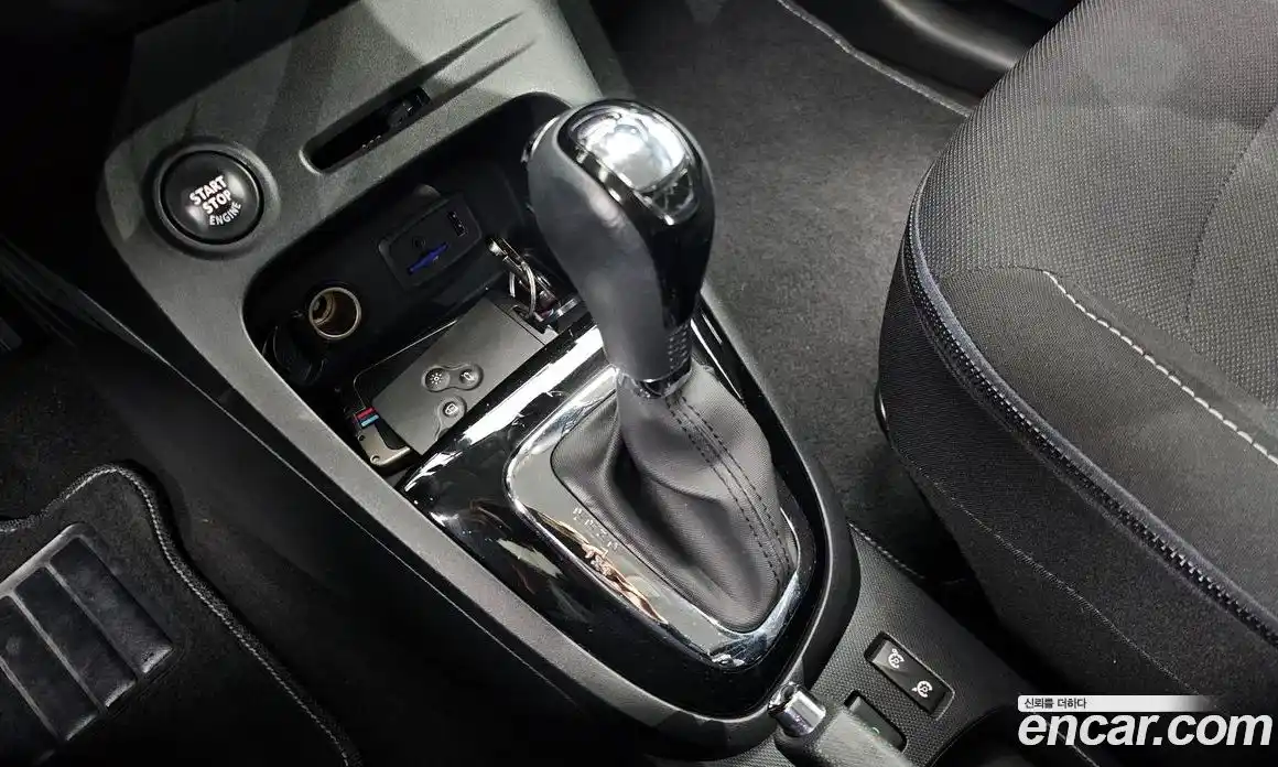 Renault QM3 2014 1.5 Автомат в Москве № 148272, фото 7