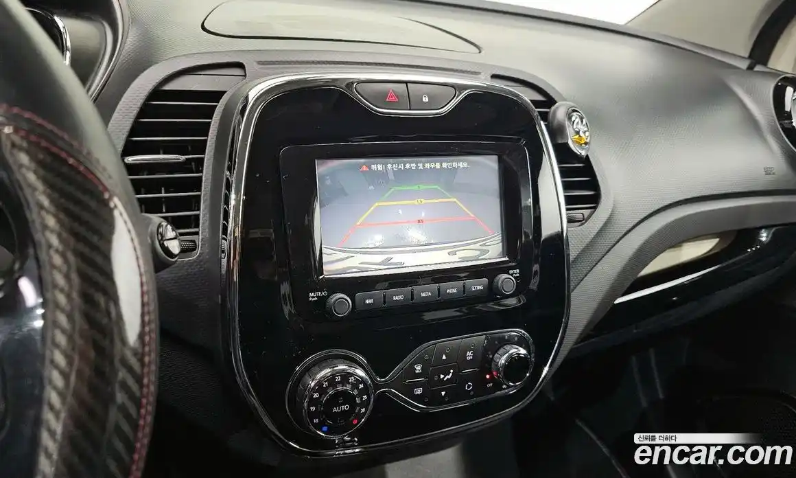 Renault QM3 2014 1.5 Автомат в Москве № 148272, фото 9