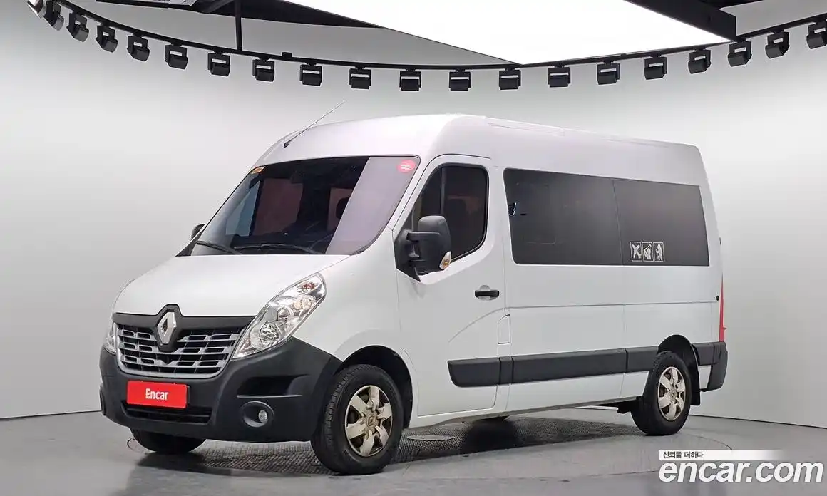 Renault Master 2019 2.3 Механическая в Москве № 148453, фото 3