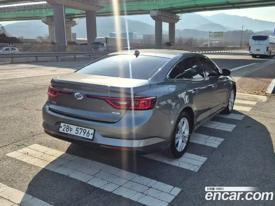 Renault SM6 2019 2.0 Автомат в Москве № 148491, фото 17