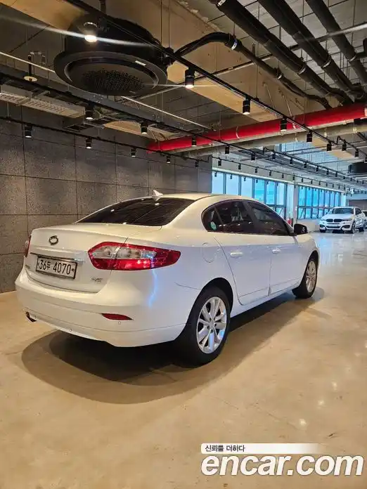 Renault SM3 2014 1.6 Автомат в Москве № 152821, фото 6